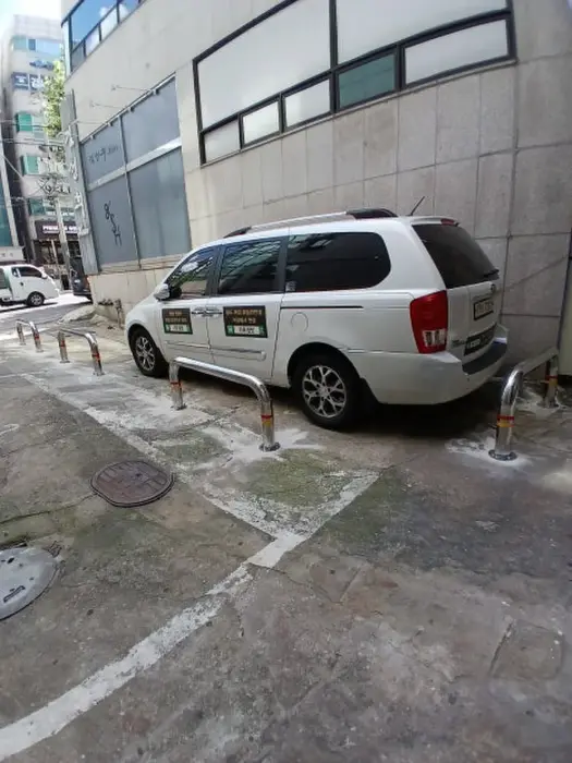 영등포구 문래동 상가 골목 차량 진입 차단 볼라드 시공